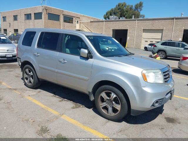 Auction sale of the 2015 Honda Pilot Se, vin: 5FNYF3H31FB014128, lot number: 45947510
