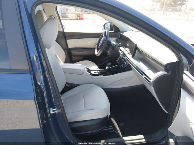 5NMJBCDEXSH579717 Hyundai TUCSON SEL