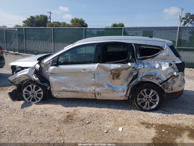 Продаж на аукціоні авто 2017 Ford Escape Se, vin: 1FMCU0GD1HUB87467, номер лоту: 45947561