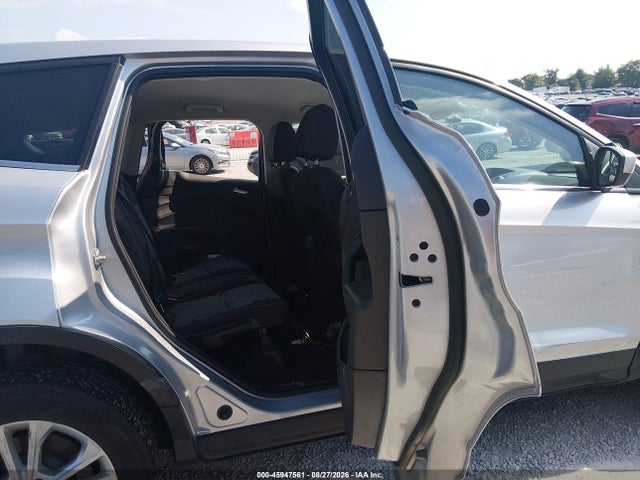 Продаж на аукціоні авто 2017 Ford Escape Se, vin: 1FMCU0GD1HUB87467, номер лоту: 45947561