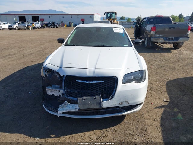 Aukcja sprzedaży 2018 Chrysler 300 Touring, vin: 2C3CCAAG5JH168272, numer aukcji: 45947576