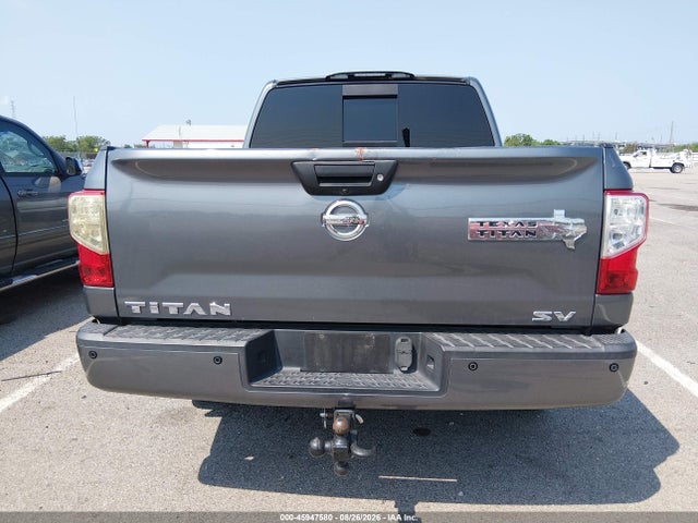 45947580 :رقم المزاد ، 1N6AA1E69HN574189 vin ، 2017 Nissan Titan Sv مزاد بيع