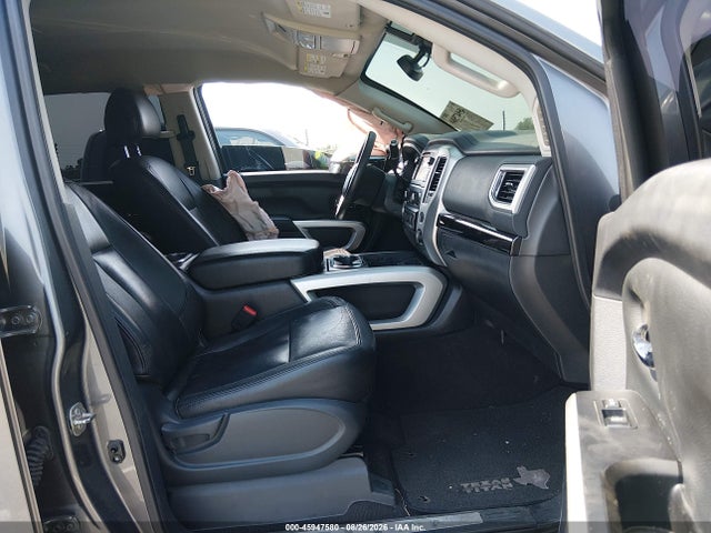 45947580 :رقم المزاد ، 1N6AA1E69HN574189 vin ، 2017 Nissan Titan Sv مزاد بيع