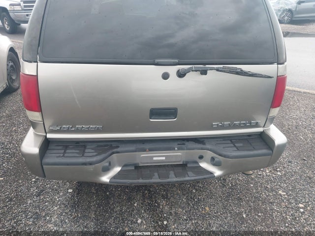 Продаж на аукціоні авто 2000 Chevrolet Blazer Ls, vin: 1GNCS13W4Y2187005, номер лоту: 45947669