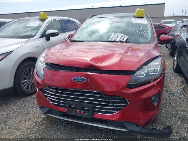 Ford Escape Titanium Hybrid 2022 1FMCU0DZ3NUA28395 Image 13
