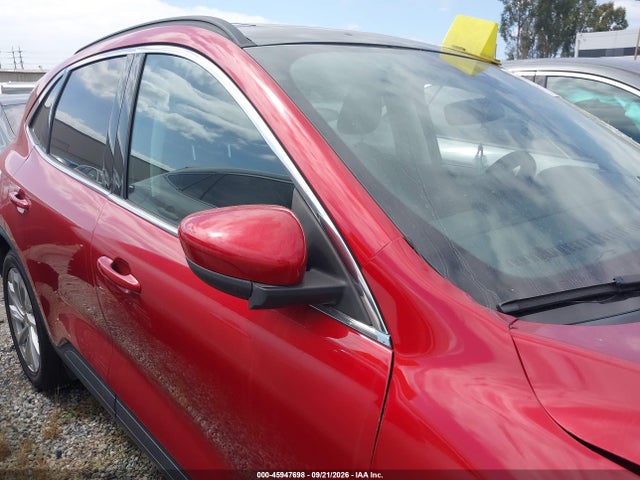 Ford Escape Titanium Hybrid 2022 1FMCU0DZ3NUA28395 Image 14