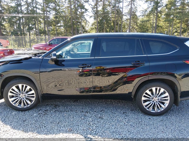 Toyota Highlander Platinum 2023 5TDKDRBH7PS518604 Image 15