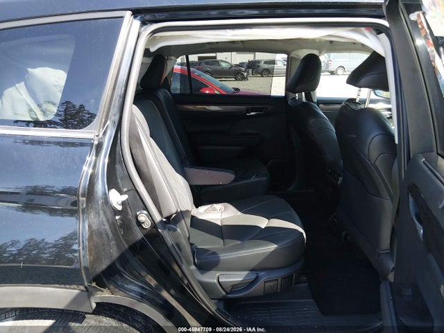 Toyota Highlander Platinum 2023 5TDKDRBH7PS518604 Image 19