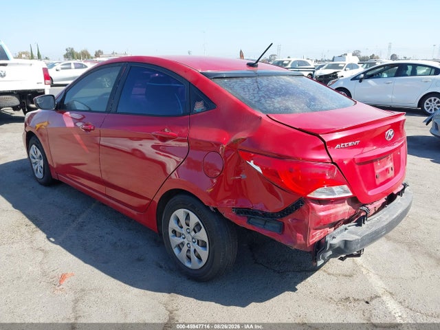 2015 Hyundai Accent Gls მანქანა იყიდება აუქციონზე, vin: KMHCT4AE4FU935363, აუქციონის ნომერი: 45947716