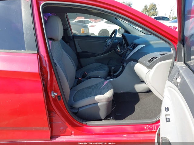 2015 Hyundai Accent Gls მანქანა იყიდება აუქციონზე, vin: KMHCT4AE4FU935363, აუქციონის ნომერი: 45947716