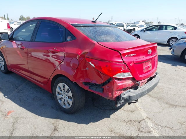 2015 Hyundai Accent Gls მანქანა იყიდება აუქციონზე, vin: KMHCT4AE4FU935363, აუქციონის ნომერი: 45947716