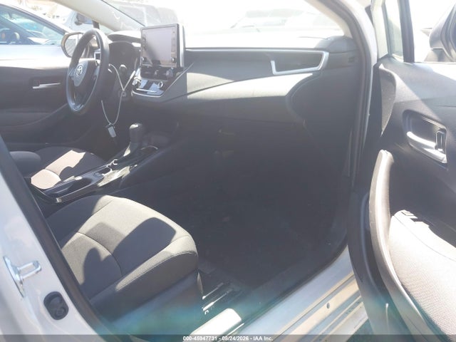 JTDEPMAE1MJ155658 Toyota COROLLA LE