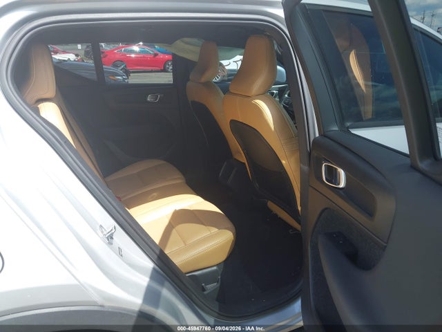 Aukcja sprzedaży 2019 Volvo Xc40 T5 Momentum/t5 R-design, vin: YV4162XZ8K2006183, numer aukcji: 45947760