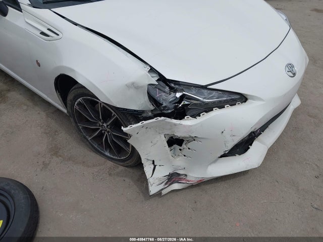 Toyota 86 2017 JF1ZNAA11H8704927 Image 6