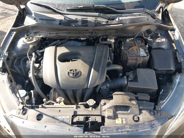 45947769 :رقم المزاد ، 3MYDLBYV6HY185288 vin ، 2017 Toyota Yaris Ia مزاد بيع