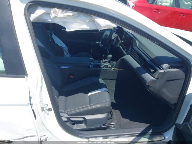 Toyota CAMRY SE 2025 4T1DAACKXSU091853 Image 5