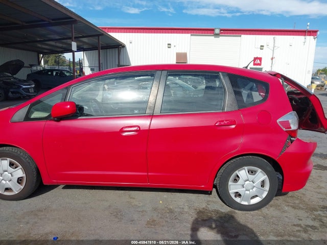 2013 Honda Fit მანქანა იყიდება აუქციონზე, vin: JHMGE8H30DC066547, აუქციონის ნომერი: 45947810
