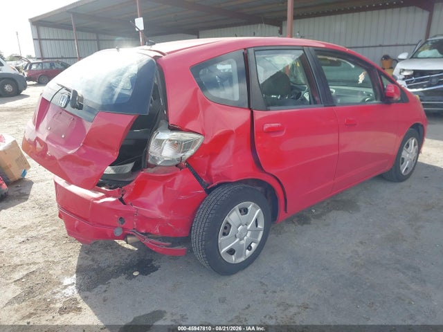 2013 Honda Fit მანქანა იყიდება აუქციონზე, vin: JHMGE8H30DC066547, აუქციონის ნომერი: 45947810