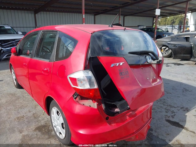 2013 Honda Fit მანქანა იყიდება აუქციონზე, vin: JHMGE8H30DC066547, აუქციონის ნომერი: 45947810