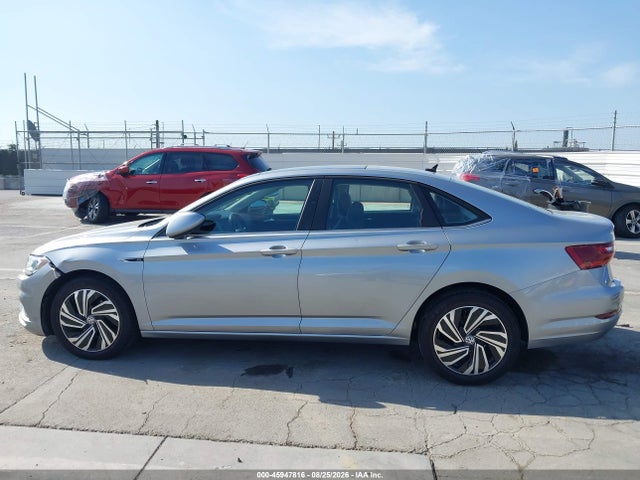 2020 Volkswagen Jetta 1.4t Sel მანქანა იყიდება აუქციონზე, vin: 3VWEB7BU3LM002946, აუქციონის ნომერი: 45947816