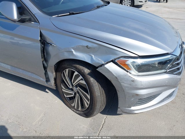 2020 Volkswagen Jetta 1.4t Sel მანქანა იყიდება აუქციონზე, vin: 3VWEB7BU3LM002946, აუქციონის ნომერი: 45947816