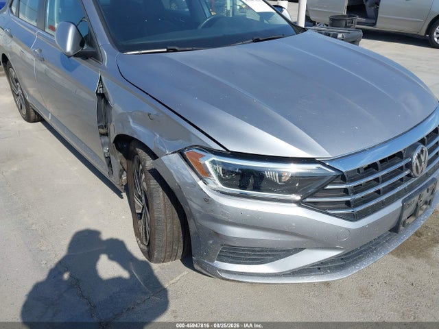 2020 Volkswagen Jetta 1.4t Sel მანქანა იყიდება აუქციონზე, vin: 3VWEB7BU3LM002946, აუქციონის ნომერი: 45947816