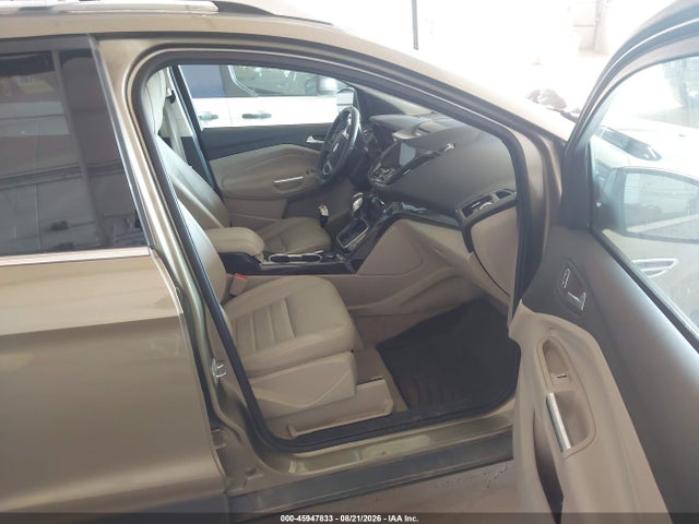 45947833 :رقم المزاد ، 1FMCU9J93EUB46746 vin ، 2014 Ford Escape Titanium مزاد بيع