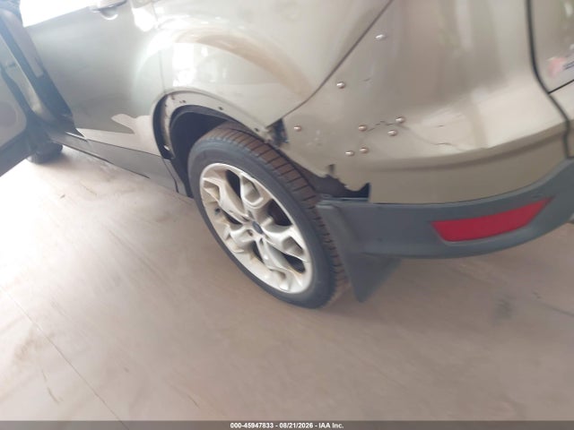 45947833 :رقم المزاد ، 1FMCU9J93EUB46746 vin ، 2014 Ford Escape Titanium مزاد بيع