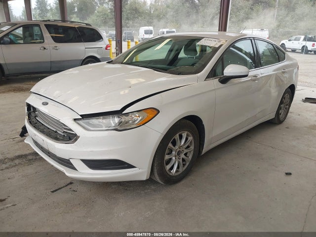 45947870 :رقم المزاد ، 3FA6P0G72JR271027 vin ، 2018 Ford Fusion S مزاد بيع