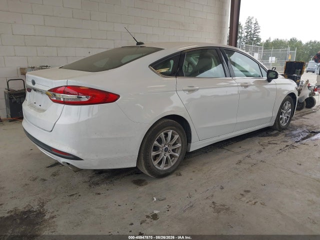 45947870 :رقم المزاد ، 3FA6P0G72JR271027 vin ، 2018 Ford Fusion S مزاد بيع
