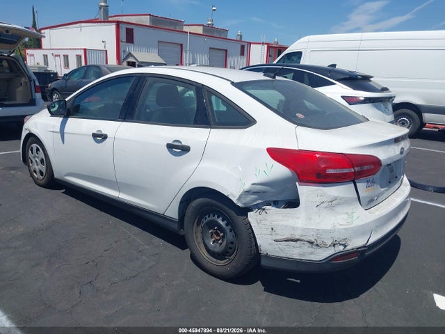 1FADP3E21FL368399 Ford FOCUS S