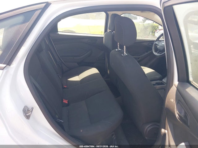 1FADP3E21FL368399 Ford FOCUS S