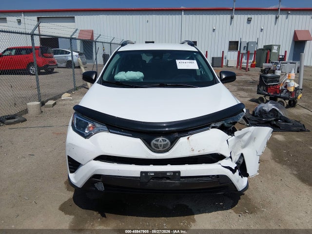 Toyota RAV4 LE 2018 2T3BFREV8JW769651 Image 12
