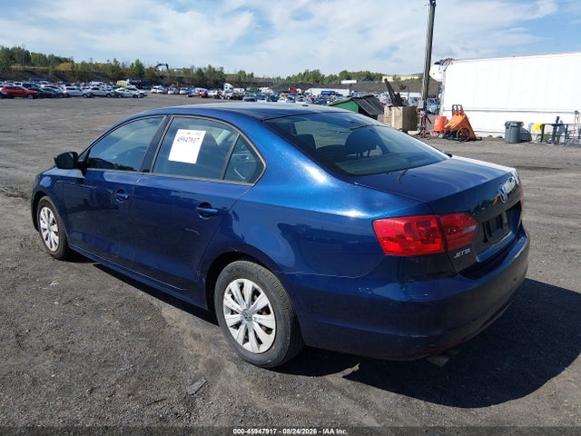2014 Volkswagen Jetta 2.0l S მანქანა იყიდება აუქციონზე, vin: 3VW2K7AJ6EM320279, აუქციონის ნომერი: 45947917