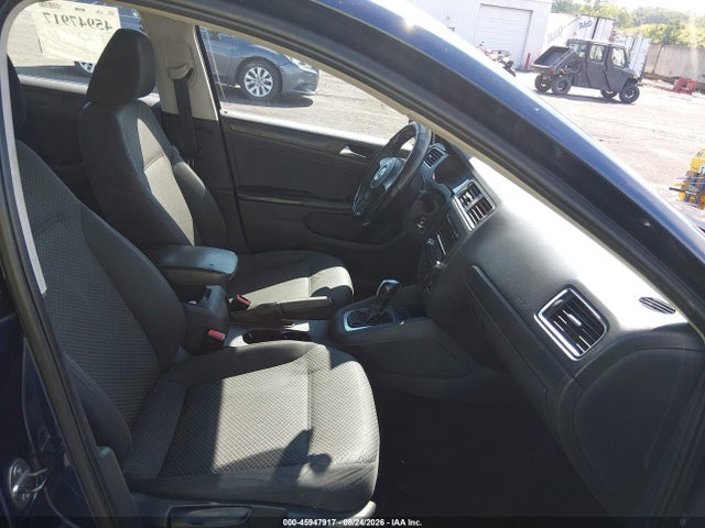 2014 Volkswagen Jetta 2.0l S მანქანა იყიდება აუქციონზე, vin: 3VW2K7AJ6EM320279, აუქციონის ნომერი: 45947917