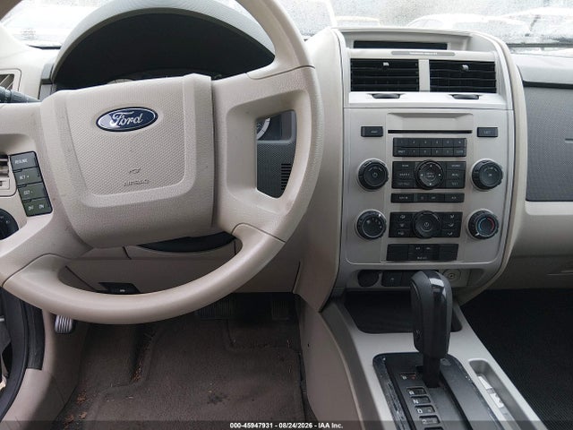 2008 Ford Escape Xlt მანქანა იყიდება აუქციონზე, vin: 1FMCU93148KC91754, აუქციონის ნომერი: 45947931