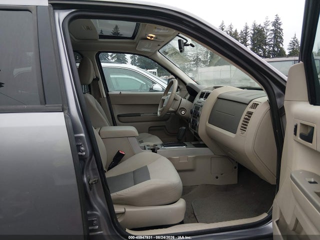 2008 Ford Escape Xlt მანქანა იყიდება აუქციონზე, vin: 1FMCU93148KC91754, აუქციონის ნომერი: 45947931