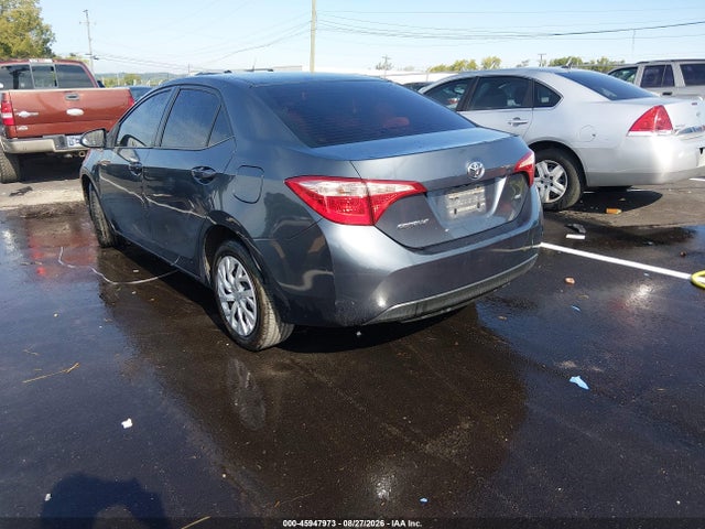 45947973 :رقم المزاد ، 5YFBURHE8HP729561 vin ، 2017 Toyota Corolla Le مزاد بيع