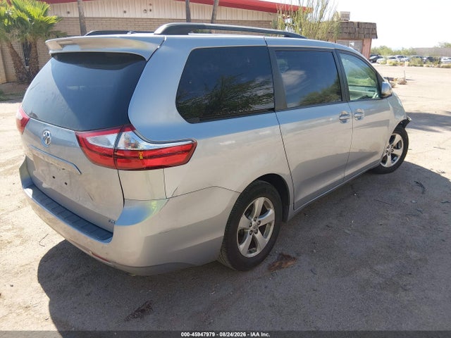 Toyota Sienna Le 8 Passenger 2017 5TDKZ3DC3HS816715 Image 4