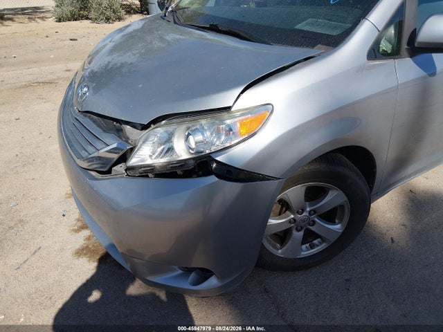 Toyota Sienna Le 8 Passenger 2017 5TDKZ3DC3HS816715 Image 6