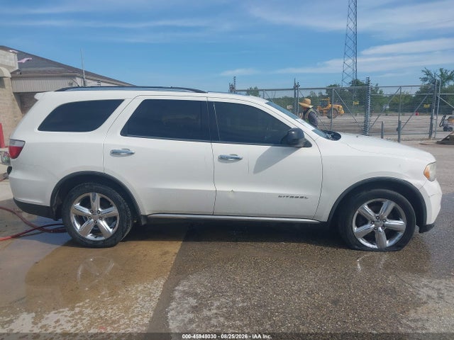 45948030 :رقم المزاد ، 1D4RE5GG7BC667807 vin ، 2011 Dodge Durango Citadel مزاد بيع