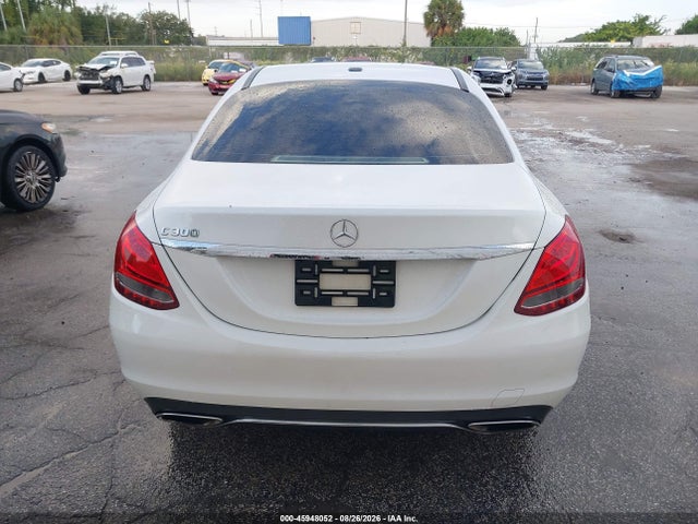 Продаж на аукціоні авто 2015 Mercedes-benz C 300, vin: 55SWF4JB4FU076605, номер лоту: 45948052