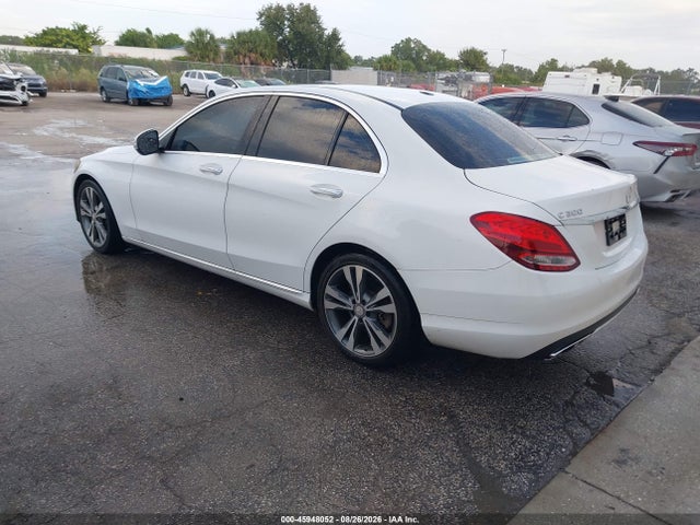 Продаж на аукціоні авто 2015 Mercedes-benz C 300, vin: 55SWF4JB4FU076605, номер лоту: 45948052
