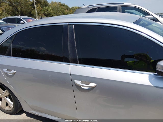 1VWAT7A31FC089482 Volkswagen Passat 1.8t Limited Edition