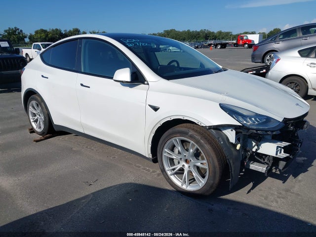Продажа на аукционе авто 2020 Tesla Model Y Long Range Dual Motor All-wheel Drive, vin: 5YJYGDEE1LF032990, номер лота: 45948142