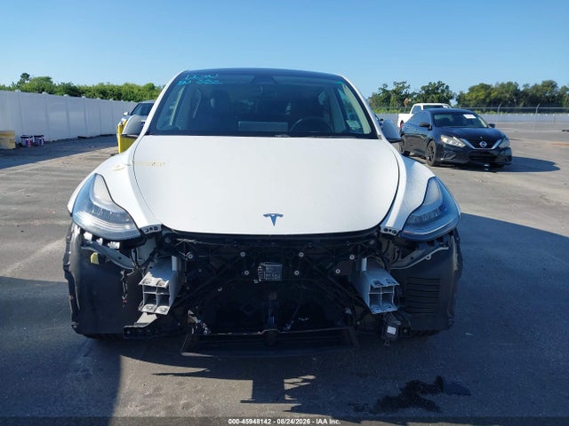 Продажа на аукционе авто 2020 Tesla Model Y Long Range Dual Motor All-wheel Drive, vin: 5YJYGDEE1LF032990, номер лота: 45948142