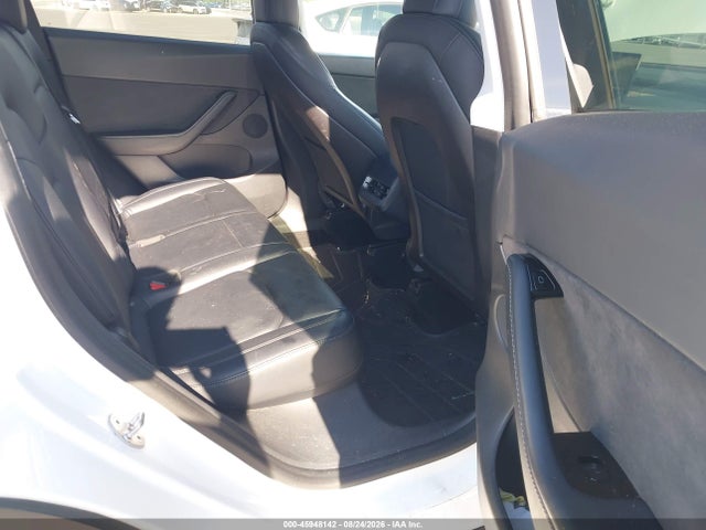 Продажа на аукционе авто 2020 Tesla Model Y Long Range Dual Motor All-wheel Drive, vin: 5YJYGDEE1LF032990, номер лота: 45948142