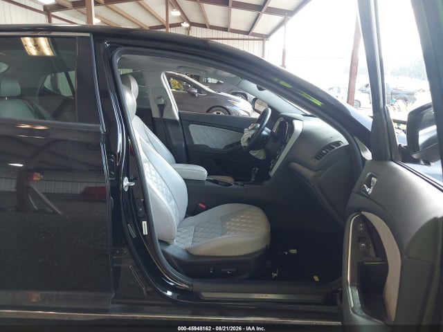 2014 Kia Optima Sxl Turbo მანქანა იყიდება აუქციონზე, vin: 5XXGR4A68EG330585, აუქციონის ნომერი: 45948162