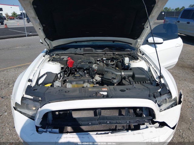 Продажа на аукционе авто 2013 Ford Mustang V6 Premium, vin: 1ZVBP8AM9D5206816, номер лота: 45948183
