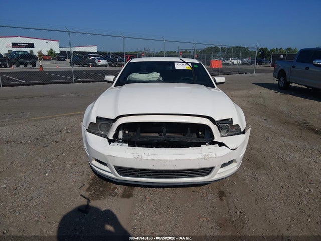 Продажа на аукционе авто 2013 Ford Mustang V6 Premium, vin: 1ZVBP8AM9D5206816, номер лота: 45948183